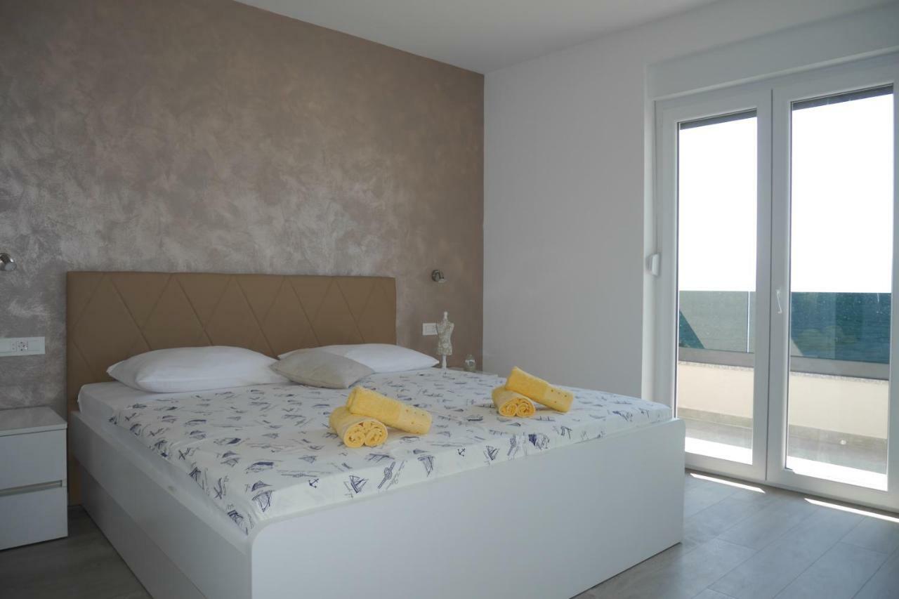 Luxury Apartments Beach Jesenice  Ngoại thất bức ảnh