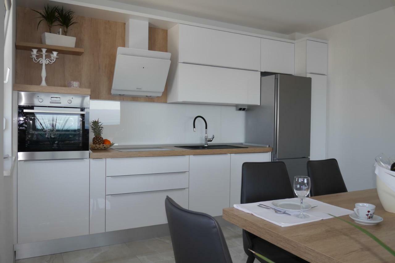 Luxury Apartments Beach Jesenice  Ngoại thất bức ảnh